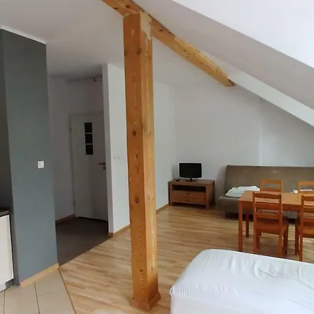 Auberge de jeunesse 999 Aparthostel