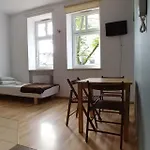 999 Aparthostel Hostel Krakov
