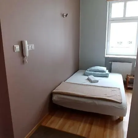 999 아파트호스텔